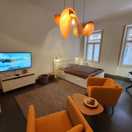 Stylish Holiday Art Apartment - Wifi & Great Location Budapest Luaran gambar