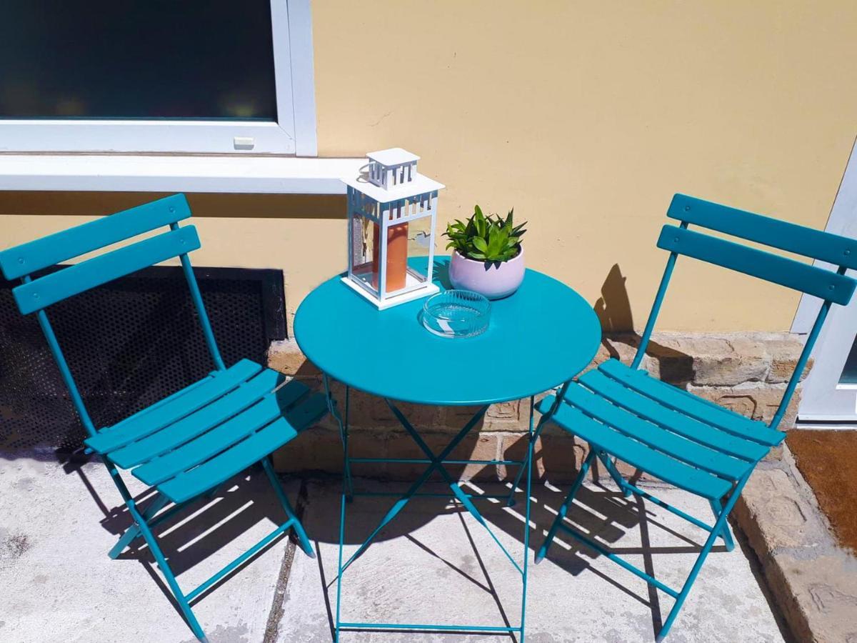 Stylish Holiday Art Apartment - Wifi & Great Location Budapest Luaran gambar