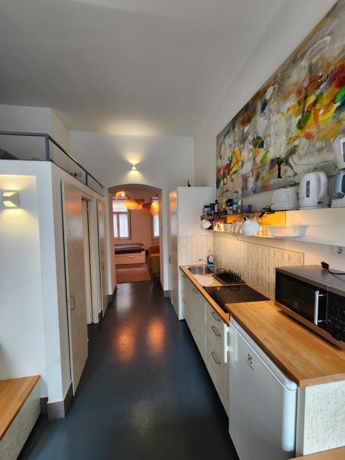 Stylish Holiday Art Apartment - Wifi & Great Location Budapest Luaran gambar